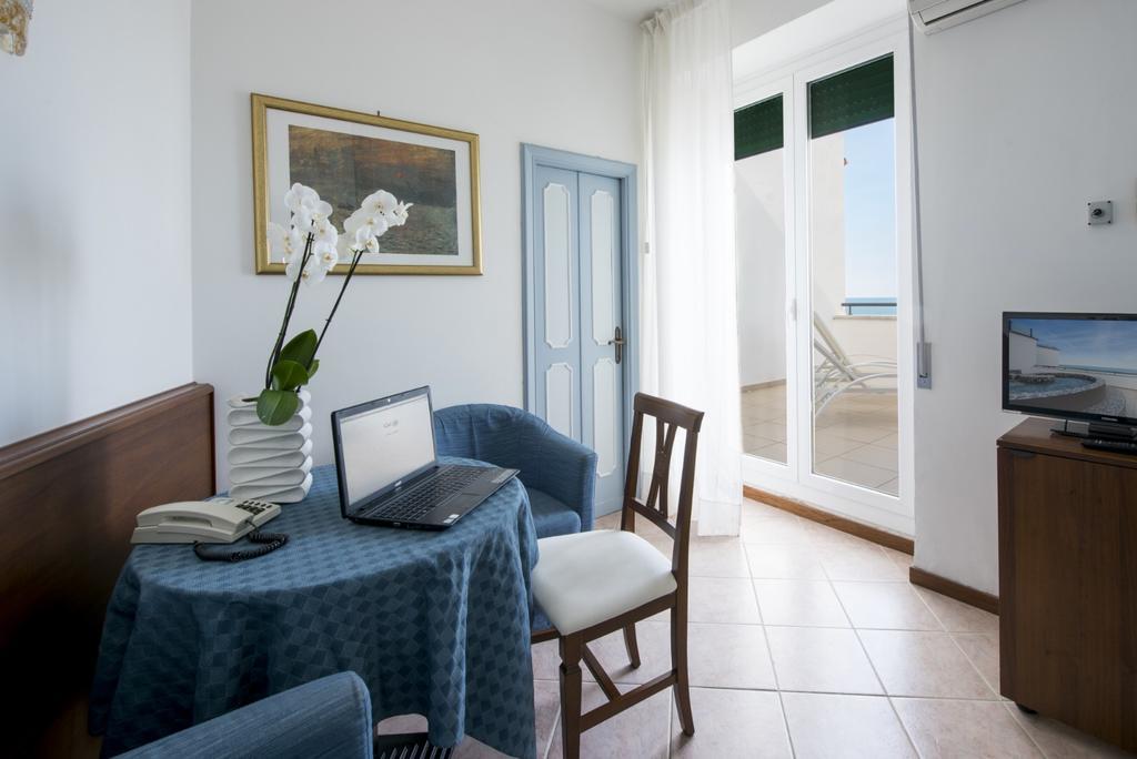 Grand Hotel Excelsior San Benedetto del Tronto Exterior foto
