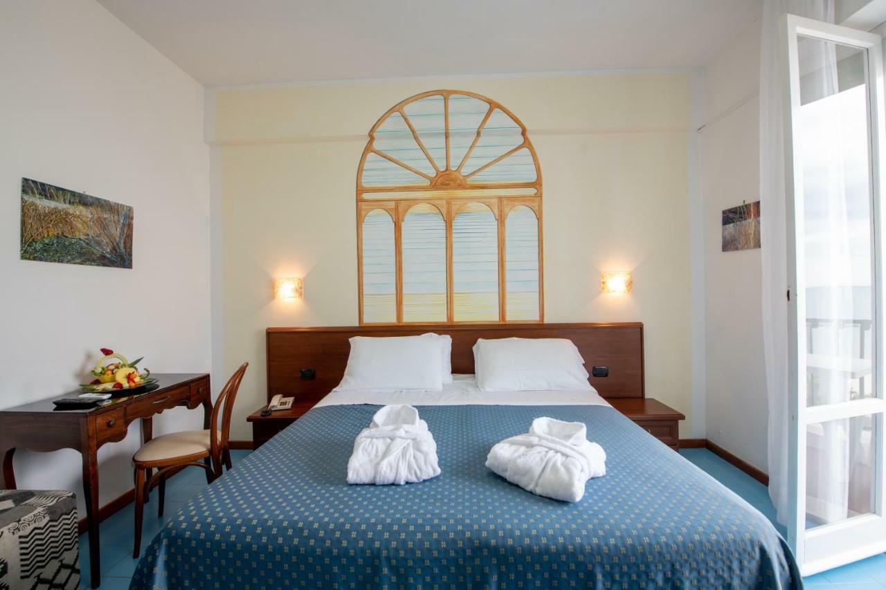 Grand Hotel Excelsior San Benedetto del Tronto Exterior foto